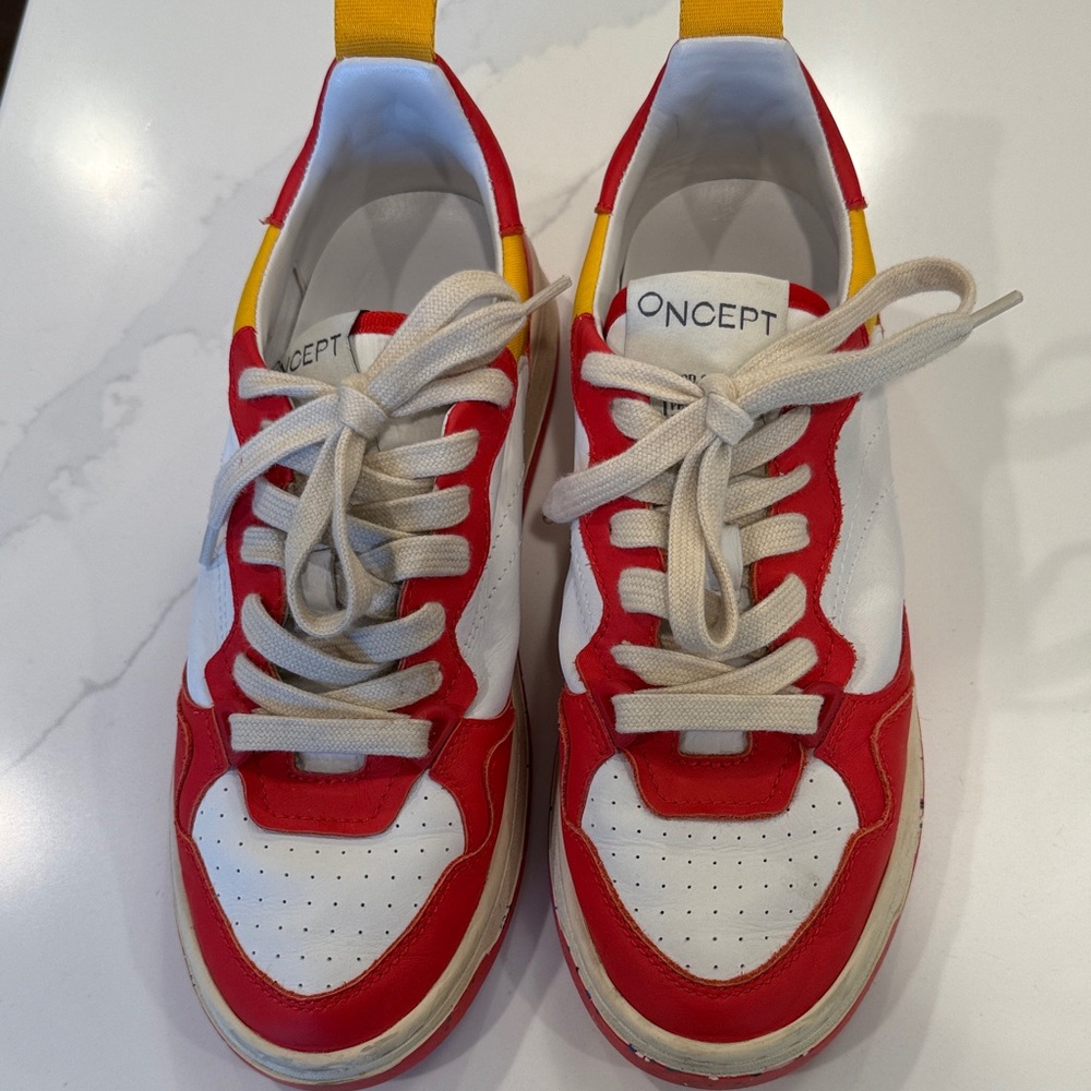 Oncept Sneakers